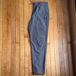 Under Armour Youth XL Charcoal Joggers